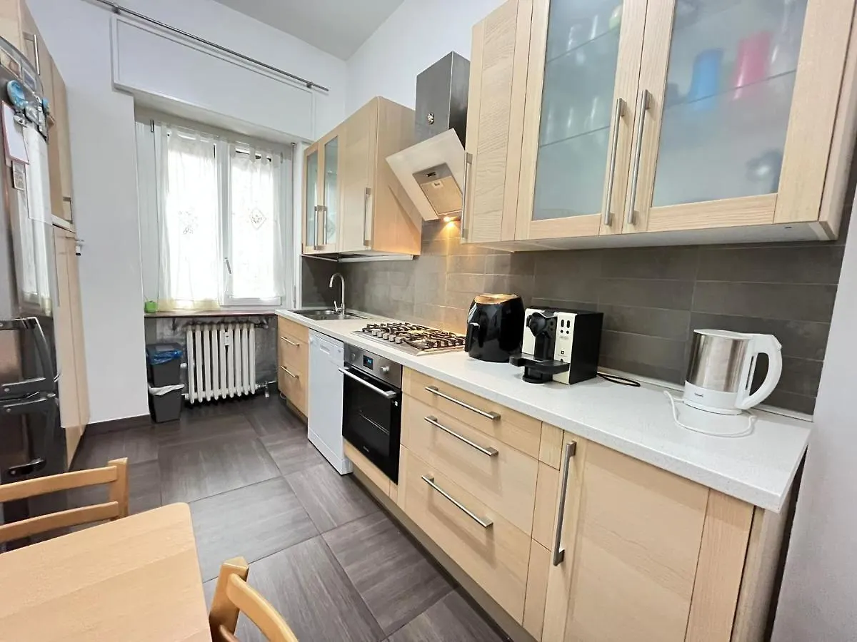 Kibilu - Via Valvassori Peroni Apartment Milan